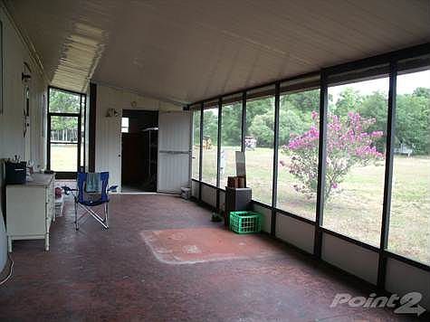 LARGE LANAI