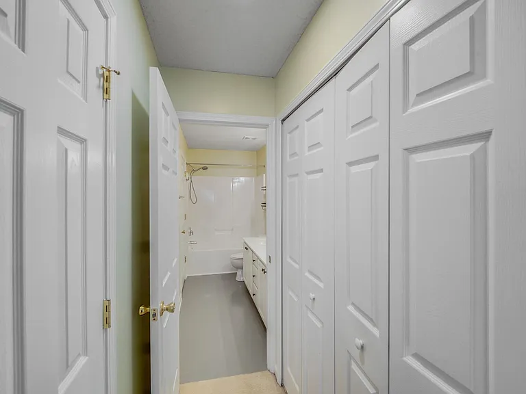 15021 Deshler Ct — Photo 27
