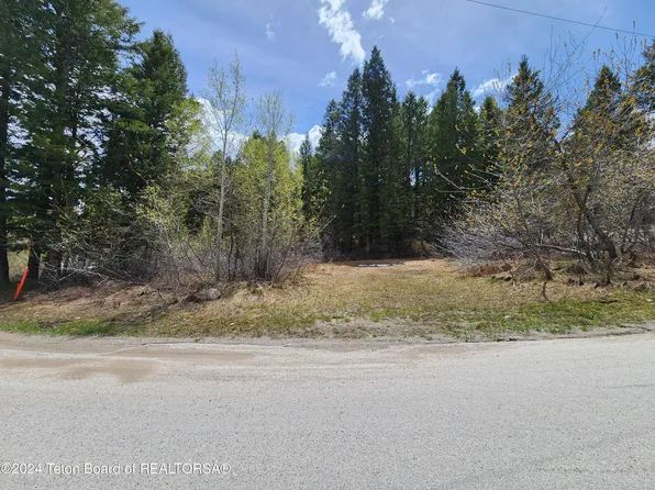 LOT 821 Sunset Dr, Alpine, WY 83128