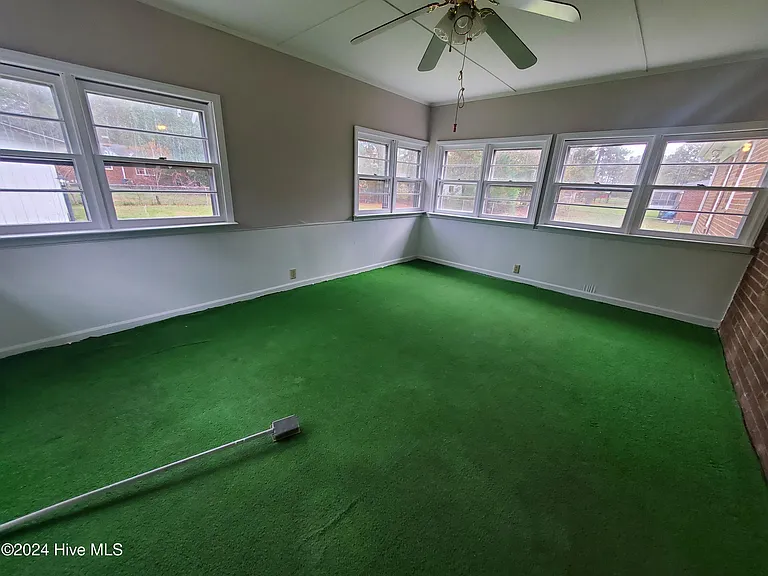1847 Stanton Dr — Photo 17