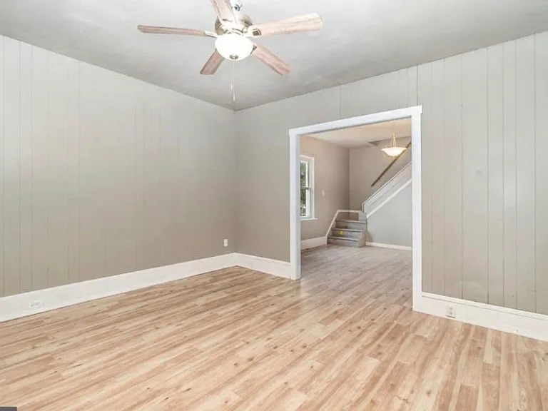 118 N 6th St — Photo 5
