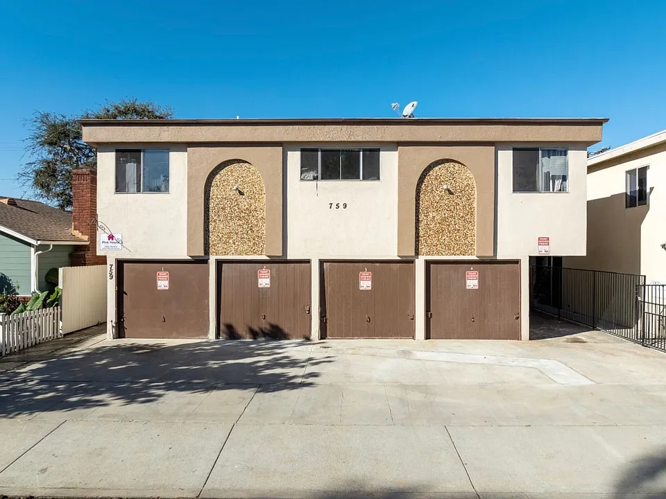 759 Freeman Ave