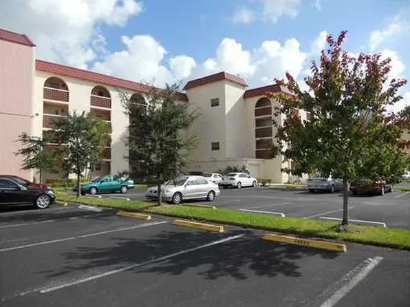 3231 Holiday Springs Blvd APT 407, Margate, FL 33063