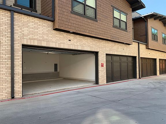 4th image of 5629 Belmont Ave #122