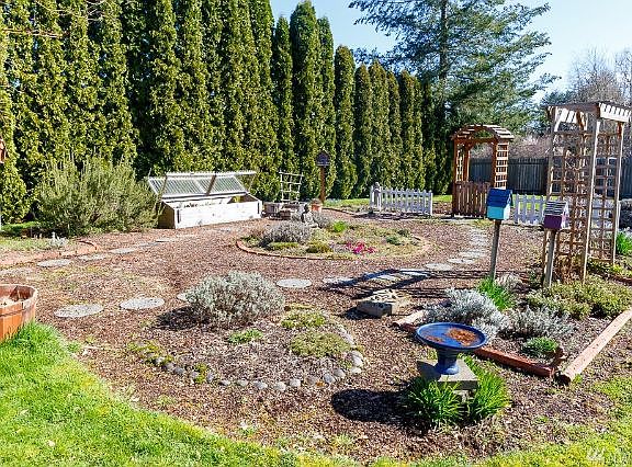 5th image of 4706 8th Ave NE