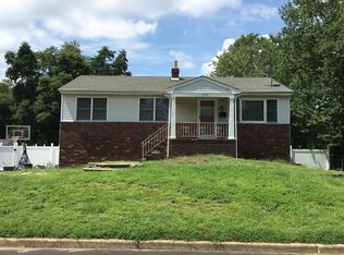 505 Thompson Pl, Middletown, NJ 07748