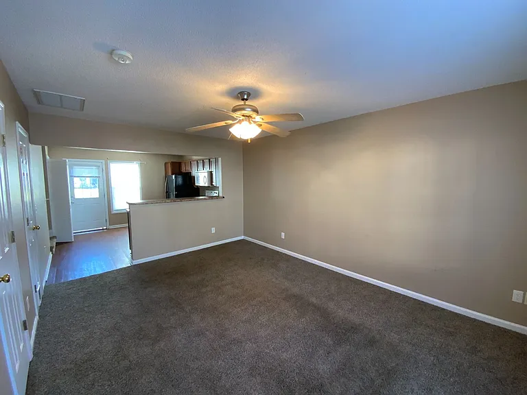 110 Cornerstone Pl — Photo 12