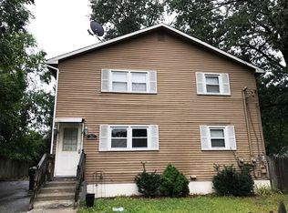 50 E Bay Path Ter, Springfield, MA 01109