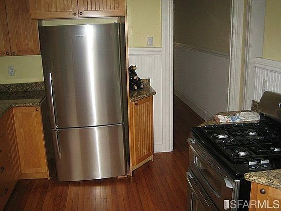 4th image of 114 Belvedere St #116/2