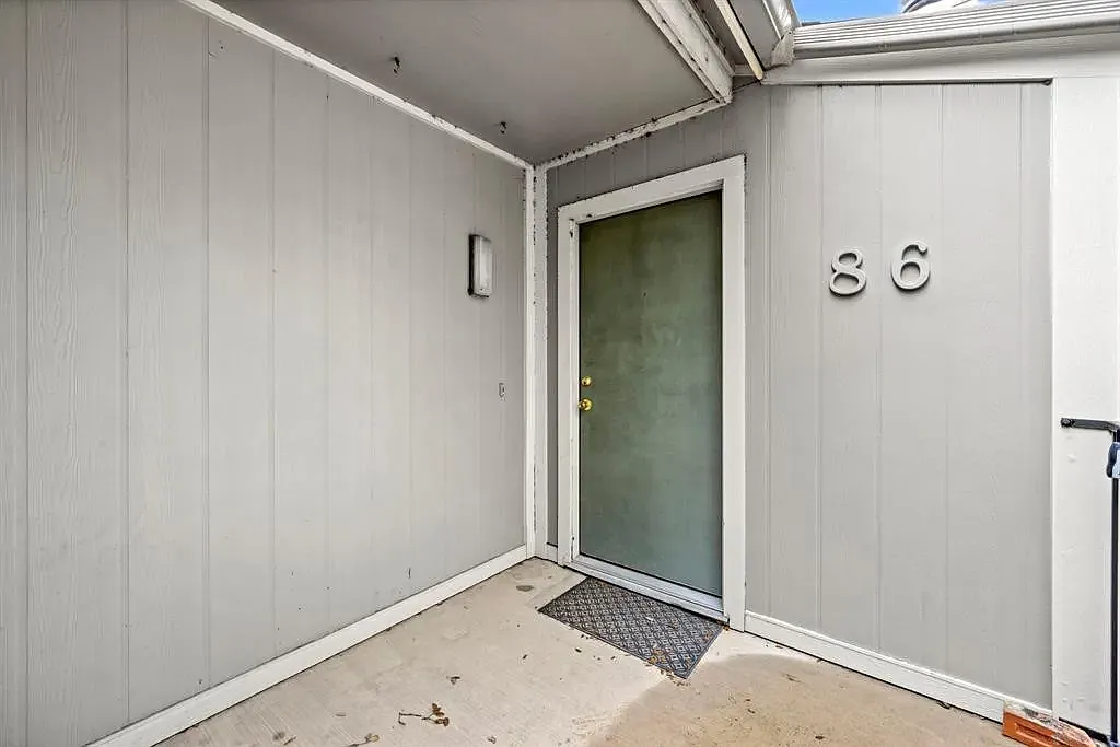 2 bed, 1200 sqft, $1,595 — Photo 3