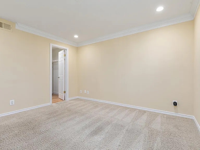 3922 Penderview Dr #338 — Photo 16