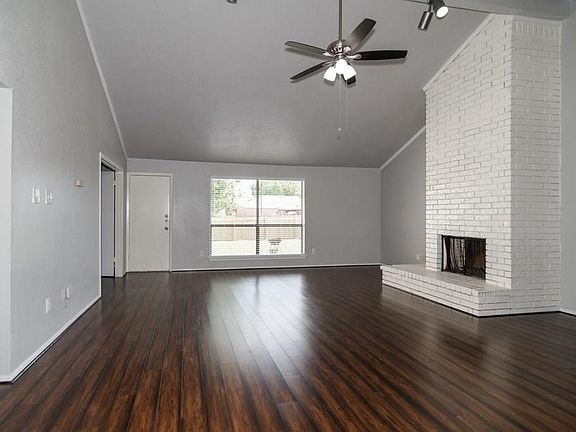 5th image of 1004 Field Trail Dr