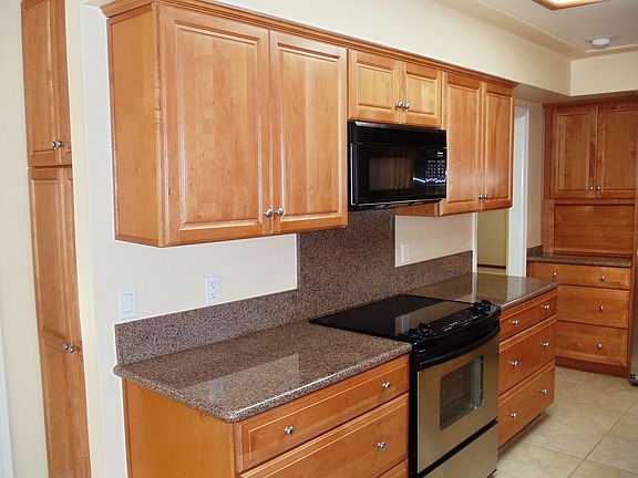 New Kitchen and Appliances