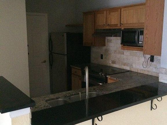 3rd image of 3726 Palm Desert Ln