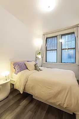 Rented by Batra Group Inc | media 8