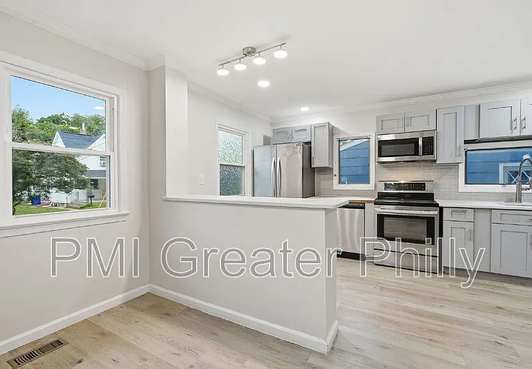 1523 W Cheltenham Ave — Photo 7