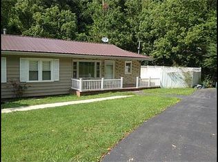 693 Ratliff Creek Rd, Pikeville, KY 41501