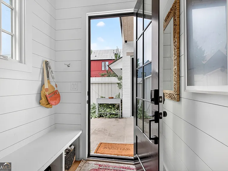 205 High St — Photo 33
