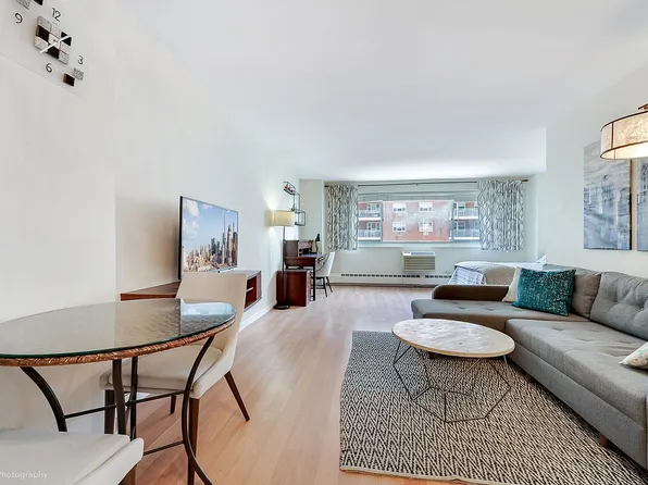 39-65 52nd St APT 7J, Queens, NY 11377