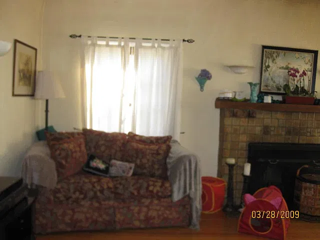 4 bed, 2489 sqft, $2,200 — Photo 2