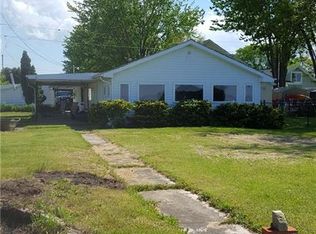 2467 Lake Rd, Ransomville, NY 14131