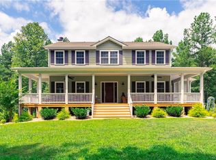 10120 S Redfield Dr, Amelia Court House, VA