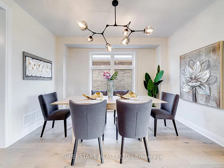 33 John Dallimore Dr — Photo 5