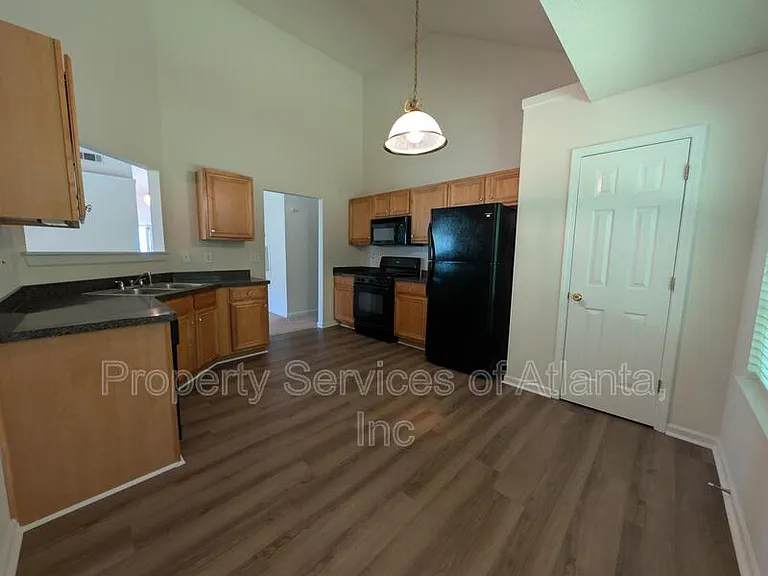 2047 Mulberry Ln — Photo 13
