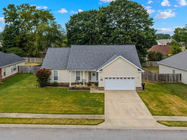 3503 Bay Meadow Dr, Benton, AR 72015
