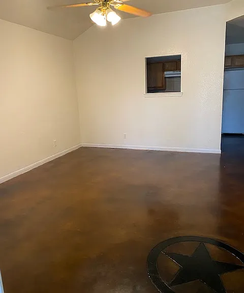 1400 Cinch Dr #A — Photo 2