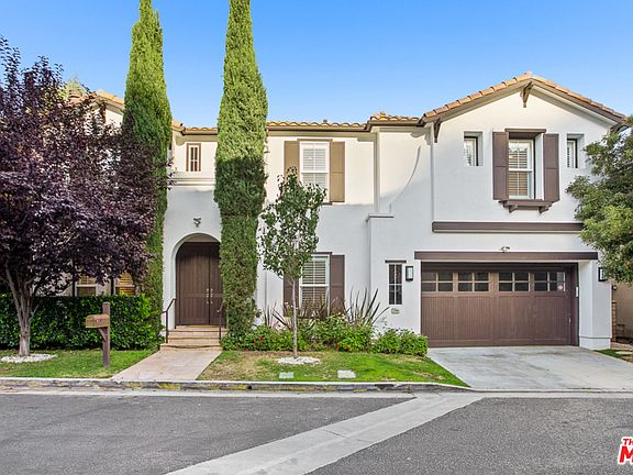 2nd image of 2764 Hollyview Ct