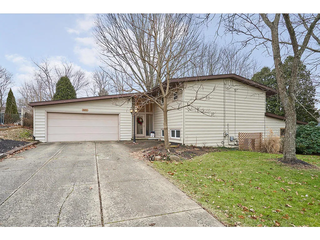 3251 Stanley Rd photo 1