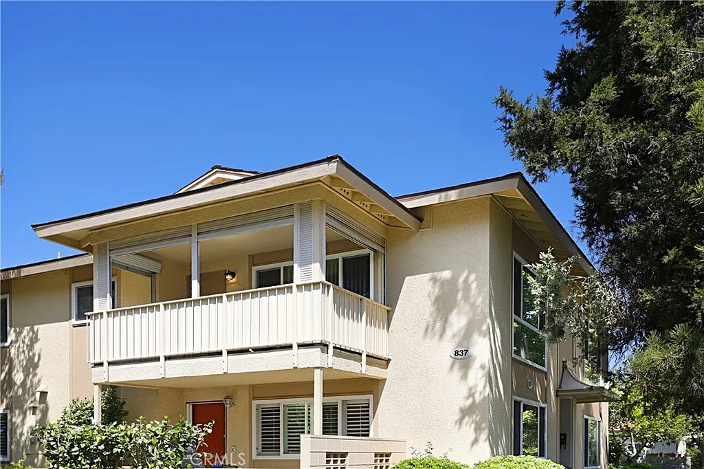 1 bed, 1.0 bath, 770 sqft, $2,300 — Photo 3