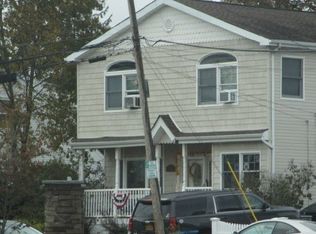 4 Catherine Pl, Bellmore, NY 11710