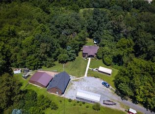 241 Upper Service Rd, Hookstown, PA 15050