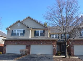 408 N River Rd #408, Naperville, IL 60540