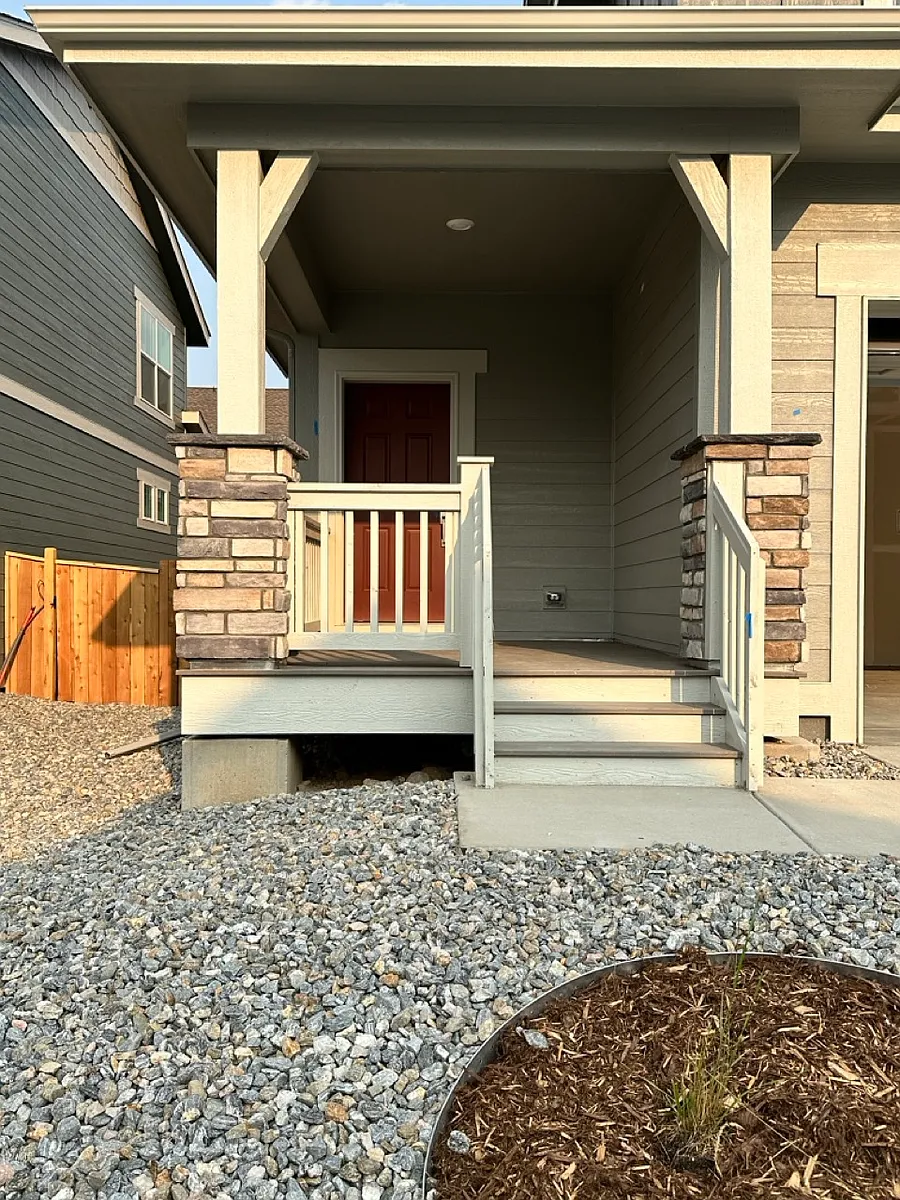 Porch - 8976 Spikerush Ct