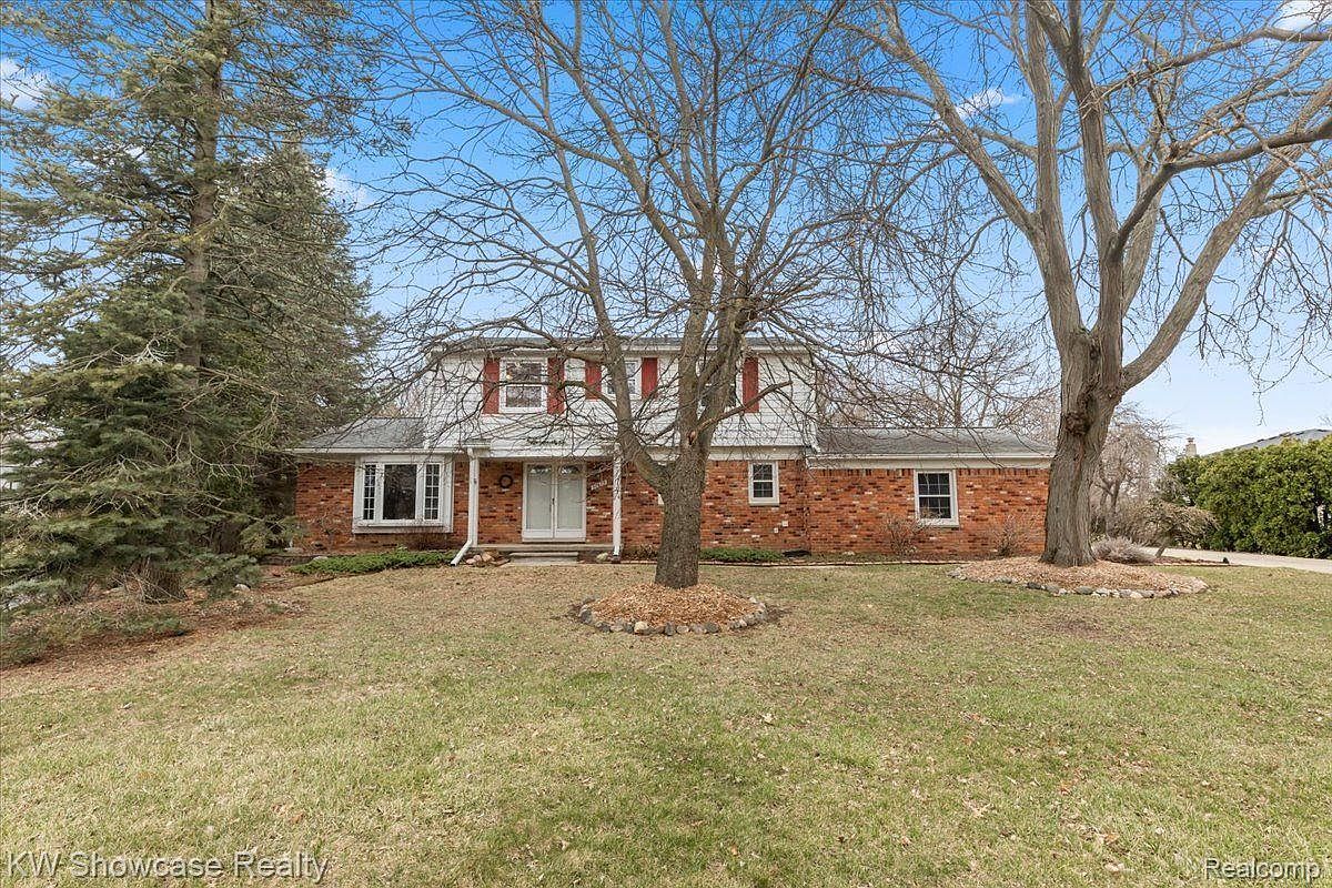 30679 S Wendybrook Ct, Farmington Hills, MI 48334 | Zillow
