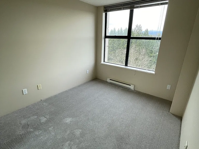 3528 Vanness Ave — Photo 60