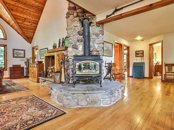 5th image of 12805 Big Pines Trl