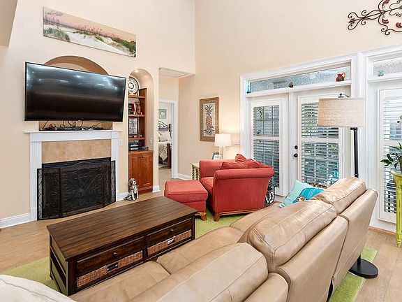 2nd image of 109 Coyote Ln
