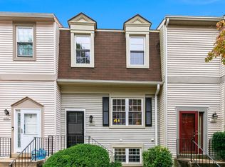 10356 Bridgetown Pl #135, Burke, VA 22015