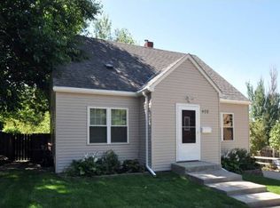 408 2nd St E, Jordan, MN 55352