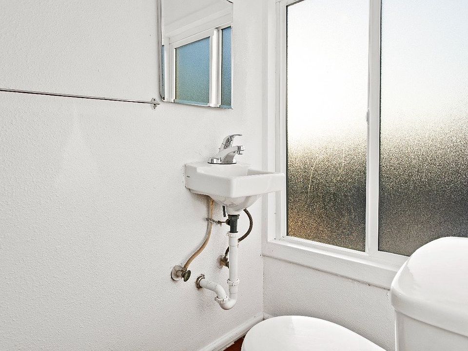 1st image of 1323 Monterey Ave APT 3