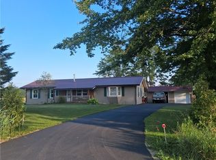 6874 Hammond Corners Rd, Pierpont, OH 44082