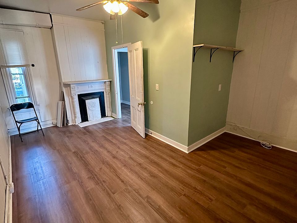 Full view of the bedroom