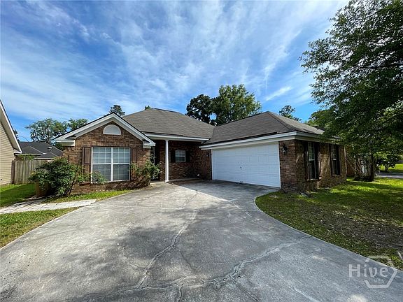 2nd image of 322 Laurel Hill Cir