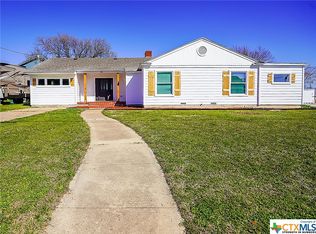 1109 Waco St, Gatesville, TX 76528