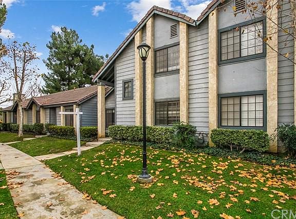 2nd image of 10856 Loro Verde Ave
