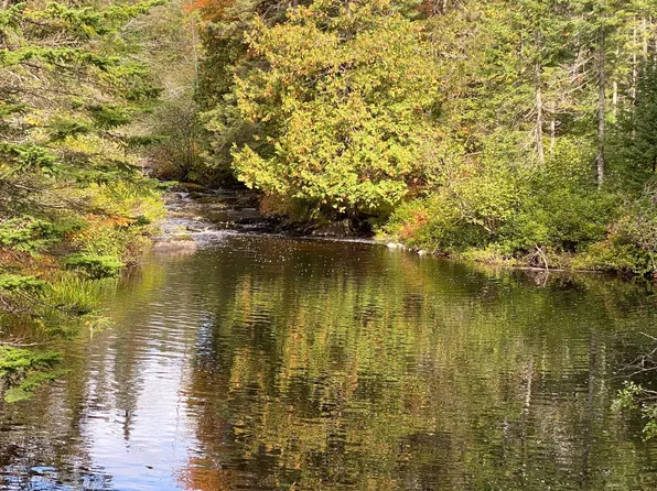 40 Howard Siding Road, Abbot, ME 04406